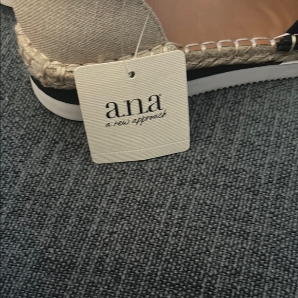 a.n.a Espadrille Shoes Black and Tan Casual Slip-On - Picture 3 of 3